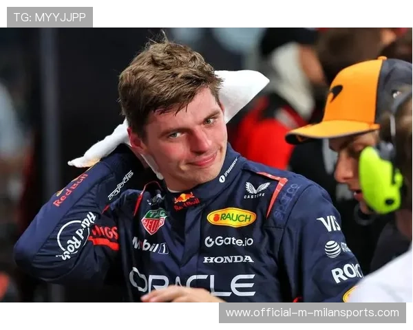 F1车手高速反应训练更精准——极速未来的制胜法宝 F1车手高速反应训练更精准——极速未来的制胜法宝