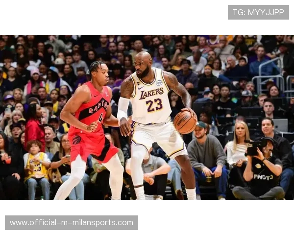 詹姆斯生涯得分再突破，历史排名逼近第一！，詹姆斯生涯高分排行榜